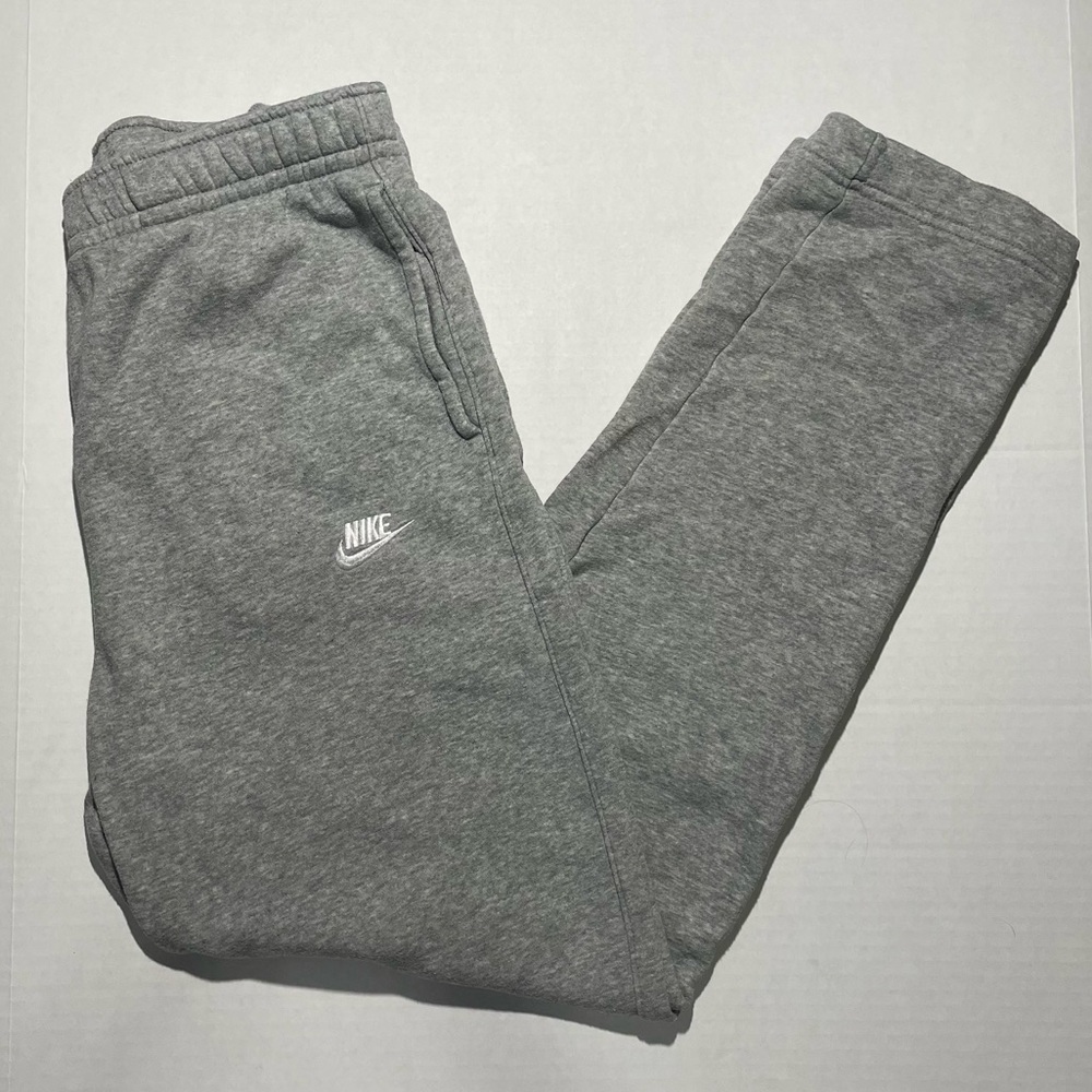 Nike Men’s Sportswear Club Fleece Sweatpants